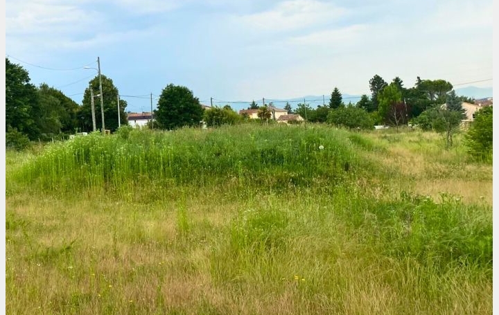 Terrain CHATUZANGE-LE-GOUBET (26300)   99 000 € 