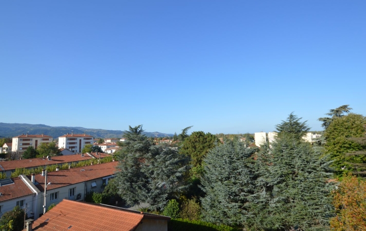 3 Pièces GUILHERAND-GRANGES (07500)  62 m2 99 500 € 