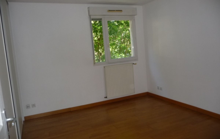 3 Pièces GRENOBLE (38100)  72 m2 845 € 