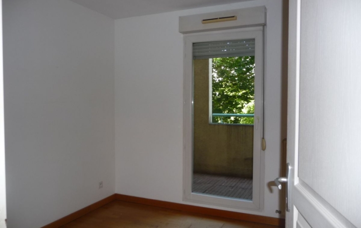 3 Pièces GRENOBLE (38100)  72 m2 845 € 