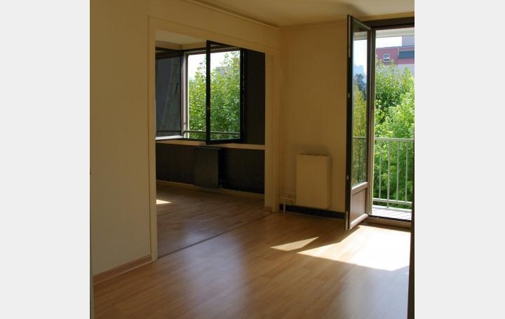 Réseau Immo-diffusion : Appartement P3  ECHIROLLES  77 m2 122 000 € 