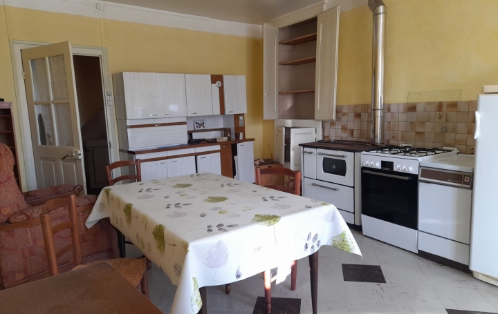 Maison BILIEU (38850)  153 m2 292 000 € 