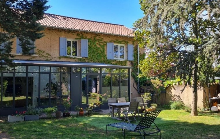 Réseau Immo-diffusion : Maison  SAINT-BONNET-DE-MURE  150 m2 698 000 € 