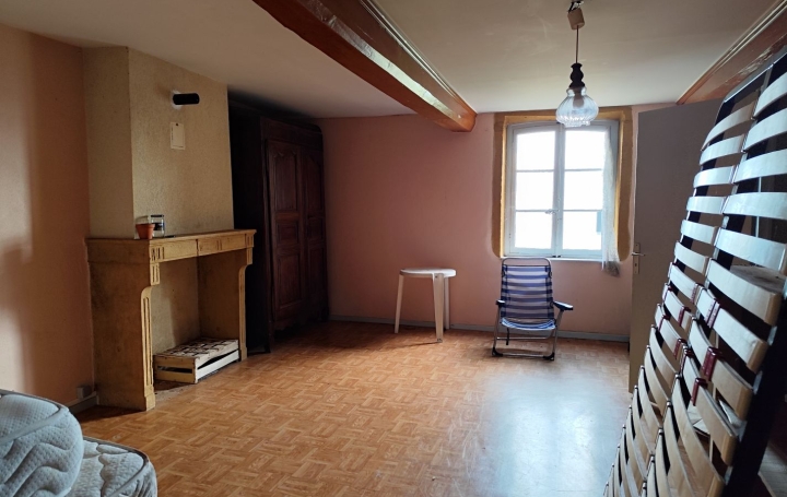 Maison BESSENAY (69690)  200 m2 260 000 € 