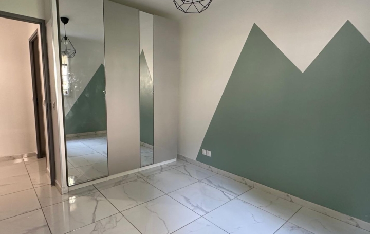 3 Pièces MARSEILLE (13012)  66 m2 1 390 € 