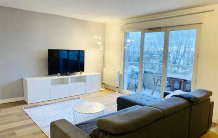 Réseau Immo-diffusion : Appartement P2  MONTREUIL  49 m2 264 000 € 