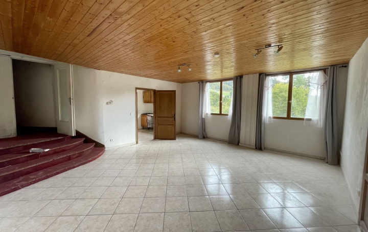 3 Pièces TALLOIRES (74290)  67 m2 152 500 € 