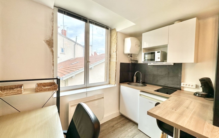 Studio LYON (69001)  16 m2 119 500 € 