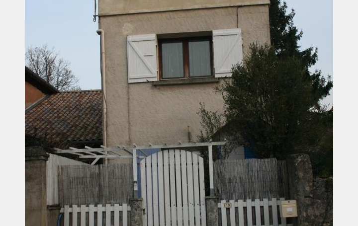 Réseau Immo-diffusion : Maison de village  BESAYES  70 m2 142 000 € 