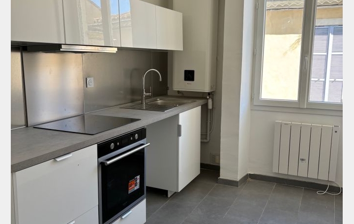 Appartement NIMES (30900) 64 m<sup>2</sup> 720 € 