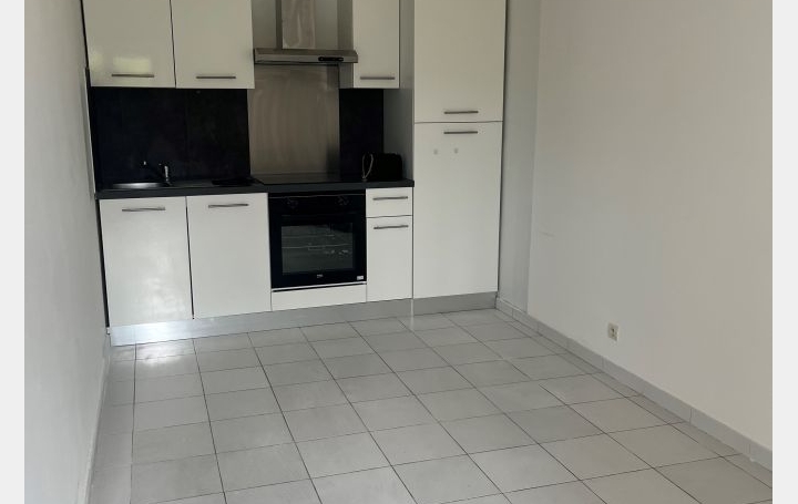 3 Pièces ALES (30100)  64 m2 541 € 