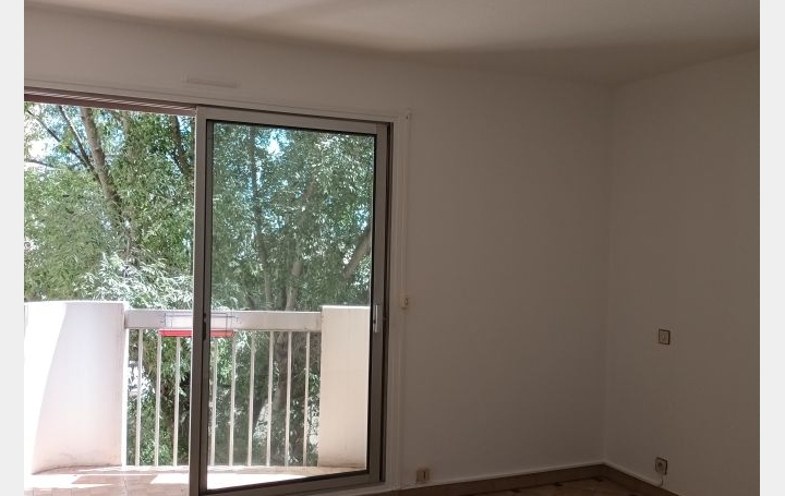 2 Pièces NIMES (30000)  41 m2 610 € 