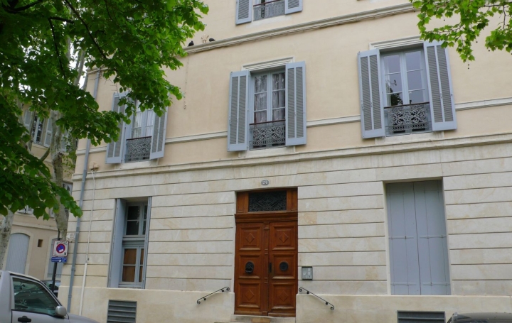 Réseau Immo-diffusion : Appartement P2  NIMES  50 m2 670 € 