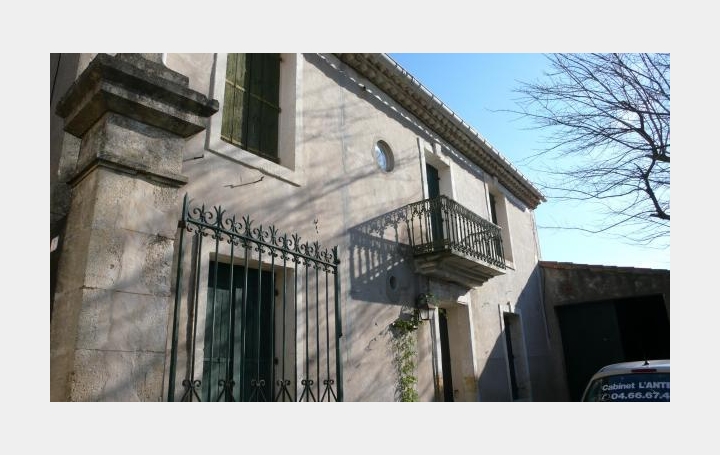 Réseau Immo-diffusion : Maison de village  SAINT-COME-ET-MARUEJOLS  100 m2 950 € 