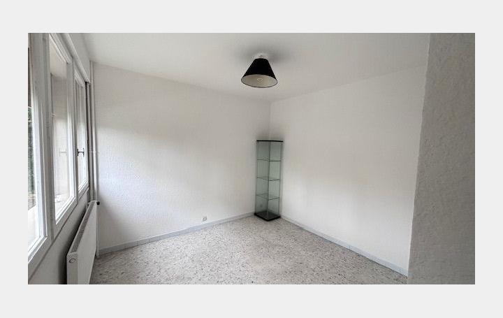 3 Pièces NIMES (30900)  62 m2 150 000 € 