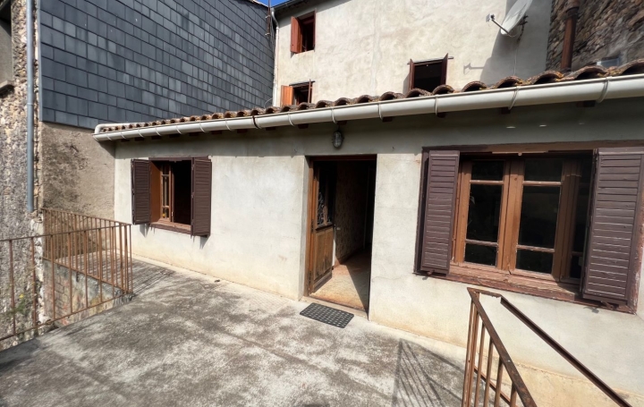 Maison de village SAINT-ETIENNE-D'ALBAGNAN (34390)  167 m2 132 000 € 