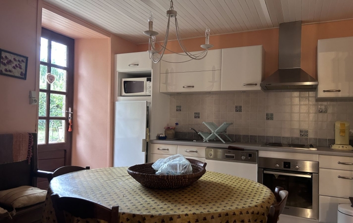 Maison GOULLES (19430)  143 m2 144 450 € 