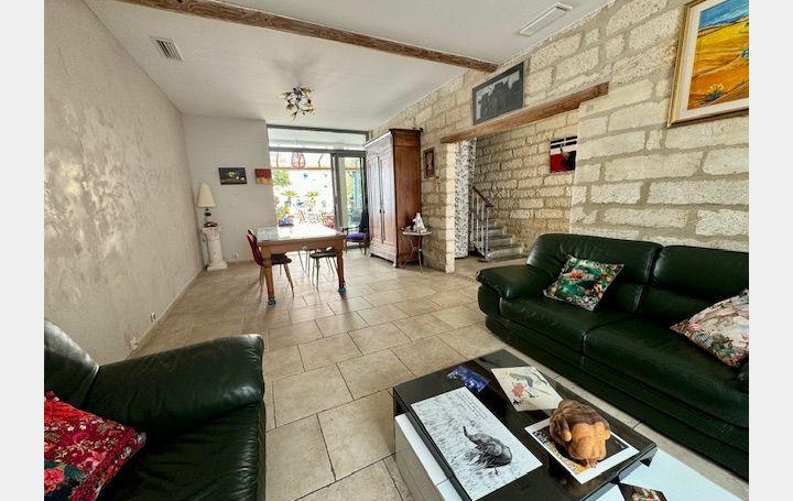 Maison LUNEL (34400)  141 m2 459 000 € 