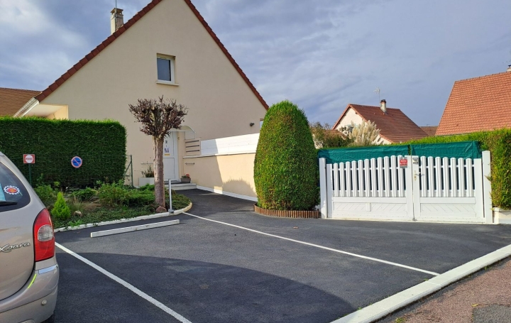 Maison COLLEVILLE-MONTGOMERY (14880)  132 m2 315 000 € 