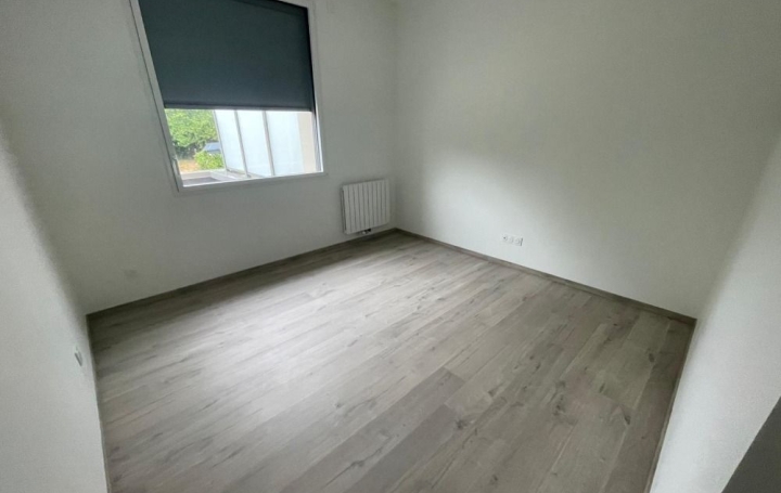 4 Pièces PERROS-GUIREC (22700)  124 m2 1 380 € 