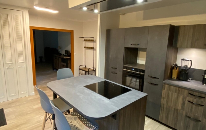 Maison SAINT-QUAY-PERROS (22700)  140 m2 394 250 € 