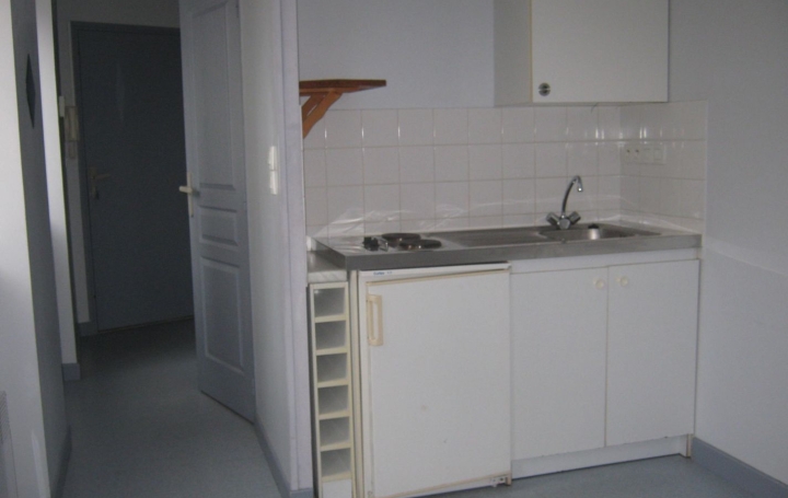 Immeuble GUINGAMP (22200)  361 m2 515 000 € 