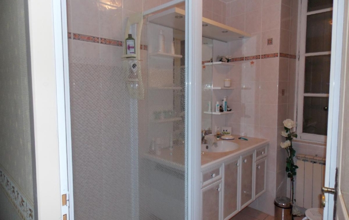 Maison SANNAT (23110)  230 m2 391 875 € 