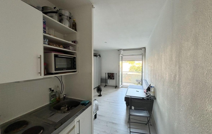 Studio NIMES (30900)  23 m2 53 000 € 