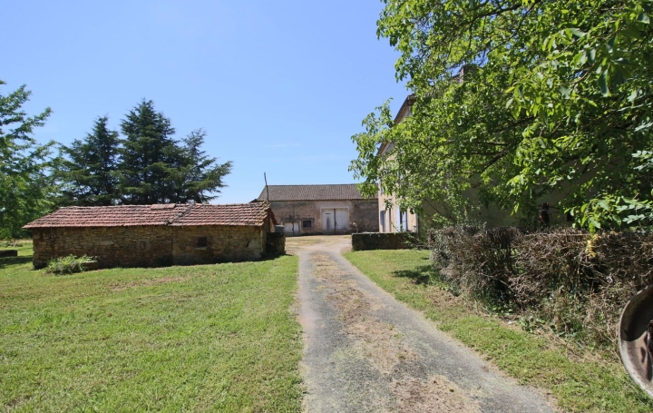 Domaine PUY-L'EVEQUE (46700)  160 m2 262 000 € 