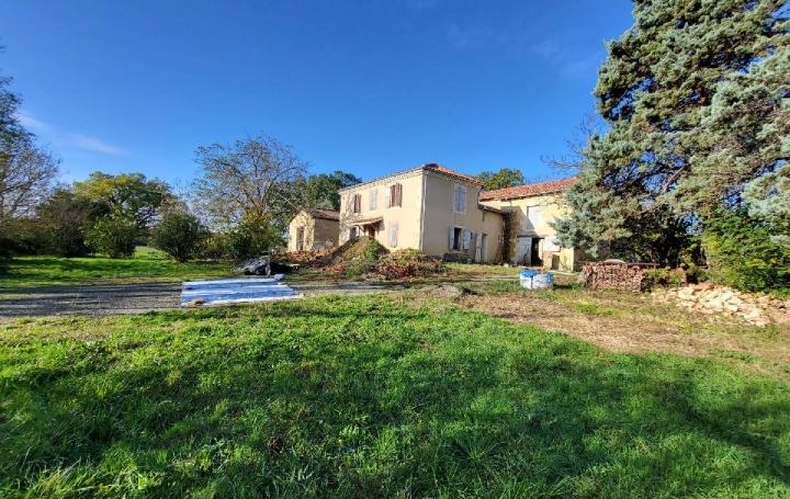 Maison / Villa PAVIE (32550) 443 m<sup>2</sup> 262 000 € 