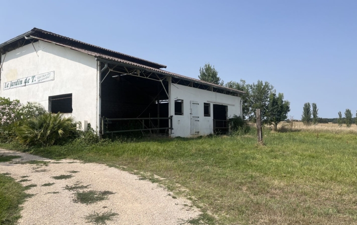 Garage AUBIET (32270)  160 m2 39 000 € 