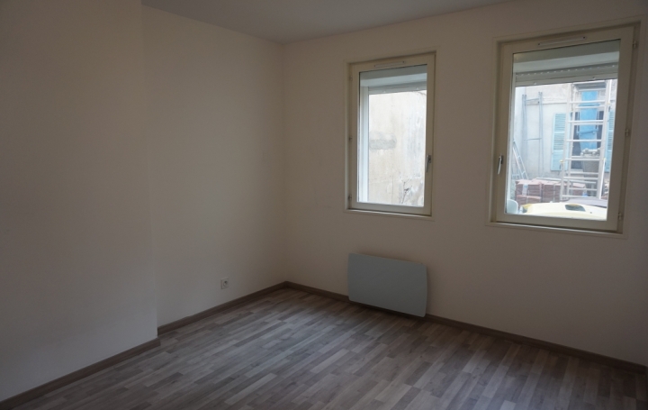 2 Pièces SENS (89100)  28 m2 390 € 