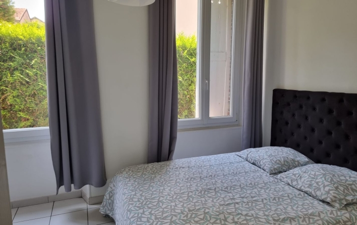 3 Pièces ROMILLY-SUR-SEINE (10100)  49 m2 500 € 