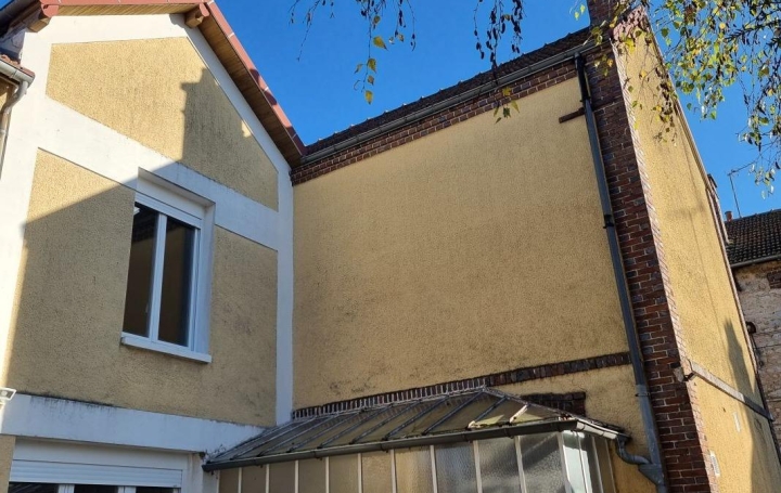 Maison ROMILLY-SUR-SEINE (10100)  88 m2 750 € 