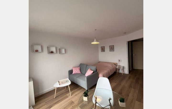 Studio TROYES (10000)  26 m2 480 € 