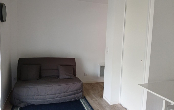 Studio TROYES (10000)  24 m2 403 € 