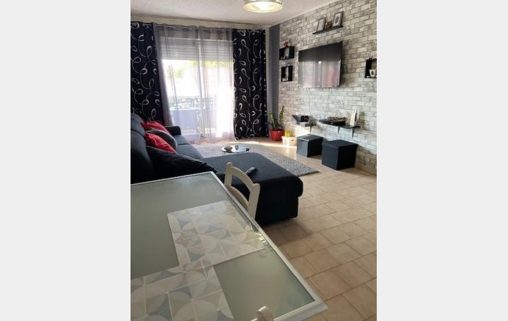 2 Pièces MARSEILLE (13013)  53 m2 635 € 