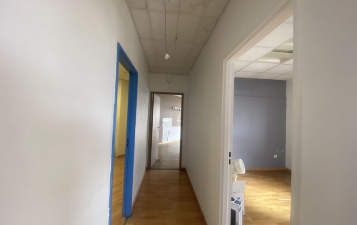 Local commercial MARSEILLE (13013)  68 m2 175 000 € 