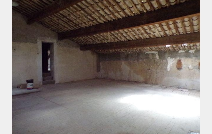 Immeuble OLONZAC (34210)  600 m2 315 000 € 