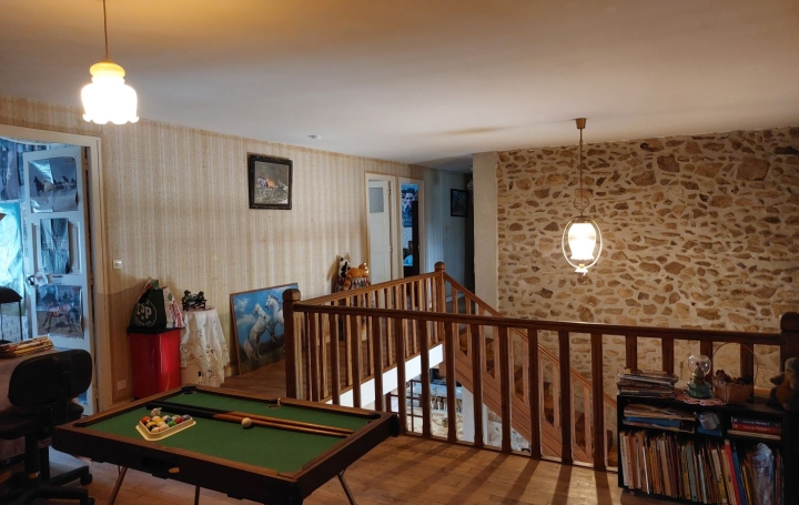 Maison ROCHES (23270)  221 m2 141 500 € 