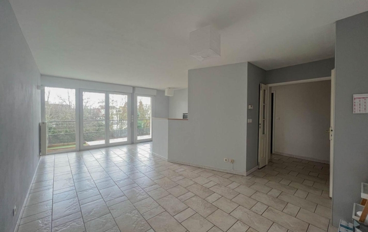 Réseau Immo-diffusion : Appartement P2  SCY-CHAZELLES  57 m2 665 € 