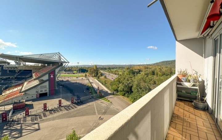 4 Pièces LONGEVILLE-LES-METZ (57050)  71 m2 145 000 € 