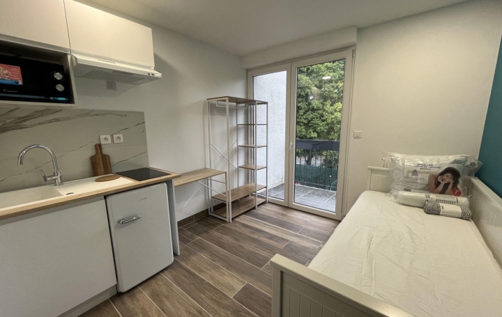 Réseau Immo-diffusion : Studio  PONTOISE  12 m2 680 € 