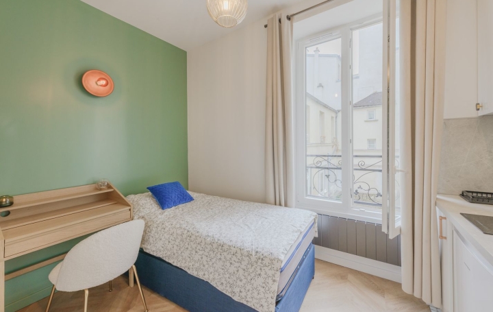 Réseau Immo-diffusion : Studio  PARIS 11ème 12 m2 849 € 