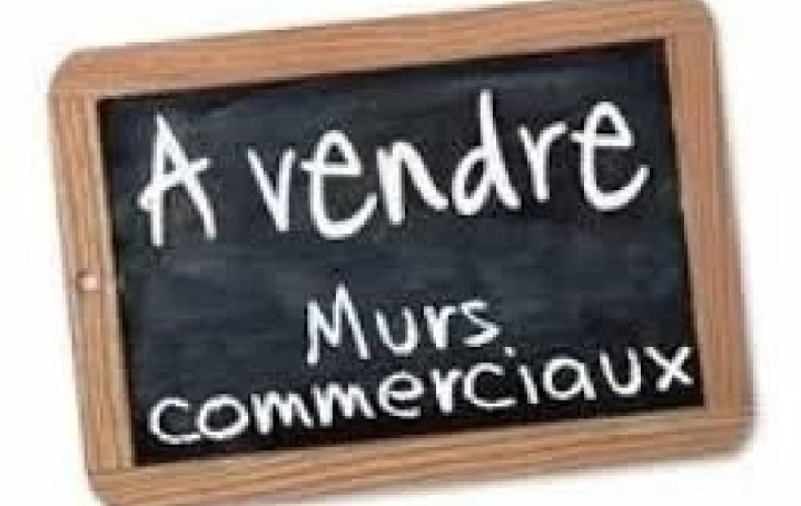 Réseau Immo-diffusion : Local commercial  CANNES  35 m2 105 000 € 