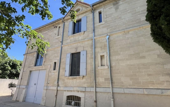 Maison AVIGNON (84000)  234 m2 1 230 000 € 