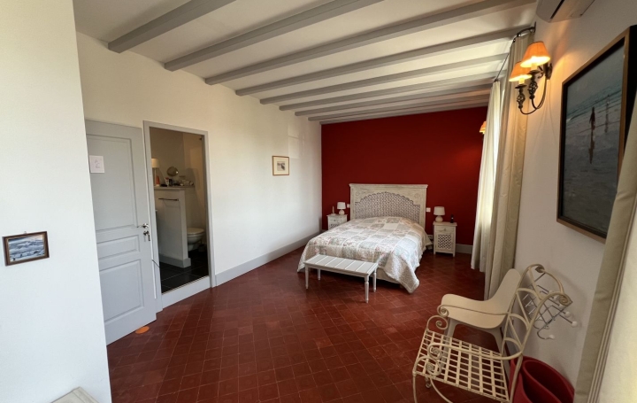 Maison AVIGNON (84000)  234 m2 1 230 000 € 