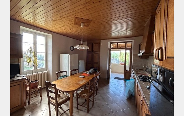 Maison SAINT-VINCENT-RIVE-D'OLT (46140)  190 m2 345 000 € 