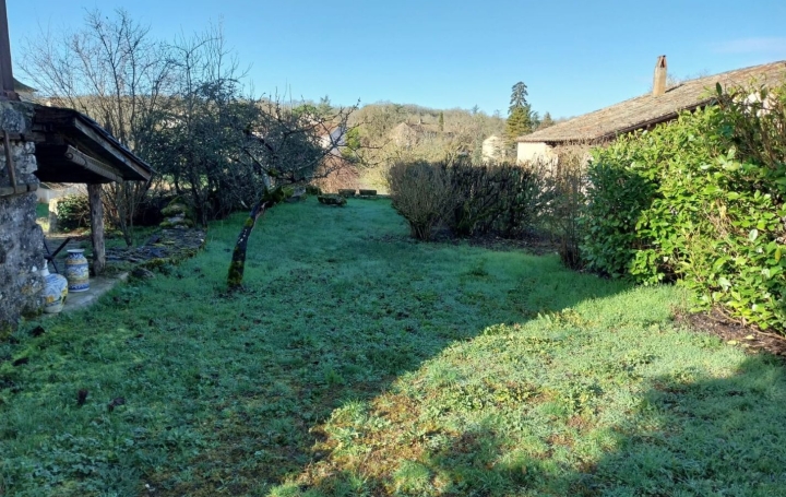 Maison de village AUJOLS (46090)  100 m2 214 000 € 