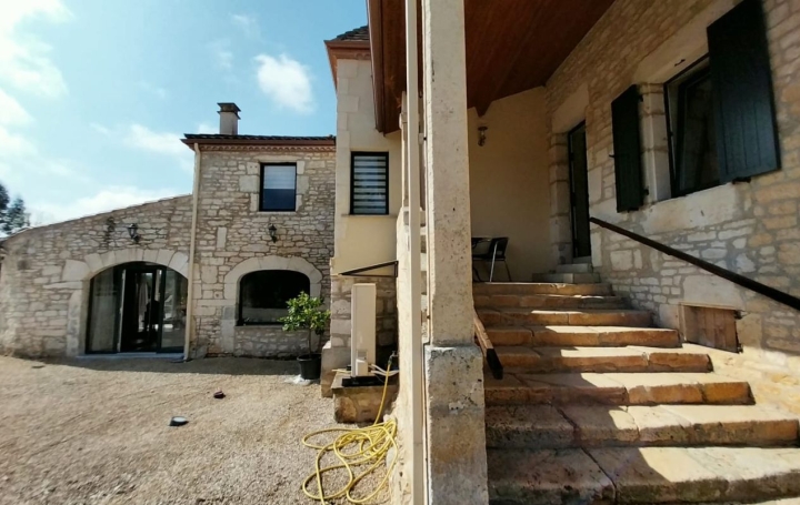 Maison CREMPS (46230)  290 m2 514 000 € 